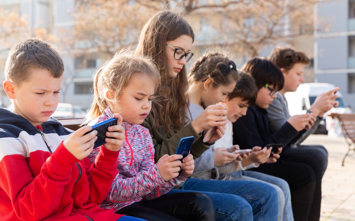 UE nie narzuci minimalnego wieku na social media. Decyzja w rękach państw członkowskich
