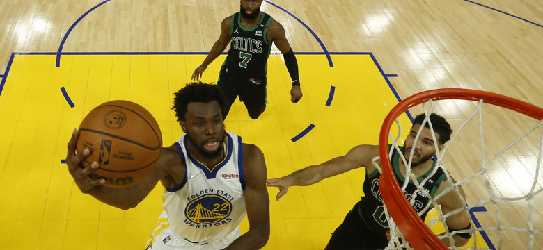 NBA: Wielki Andrew Wiggins, Warriors już o krok od mistrzostwa 