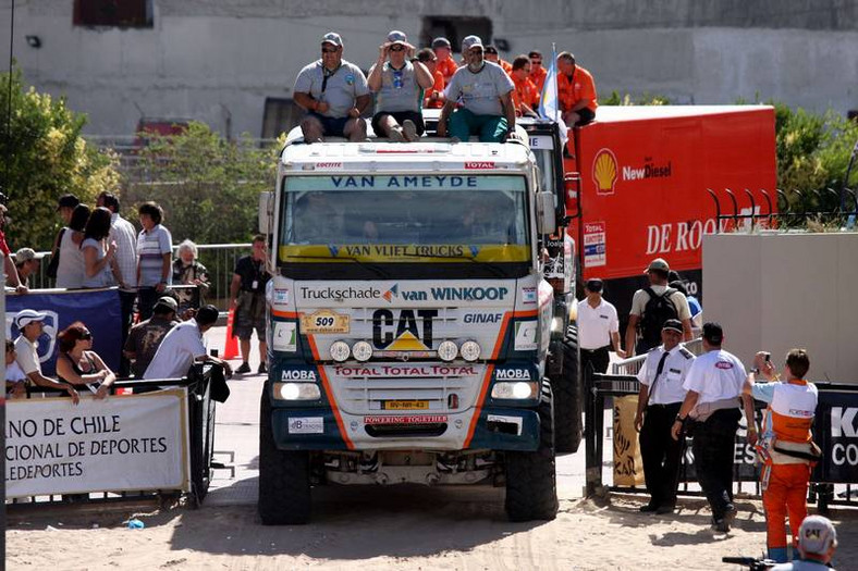Rajd Dakar 2009: radość na mecie (fotogaleria 3.)