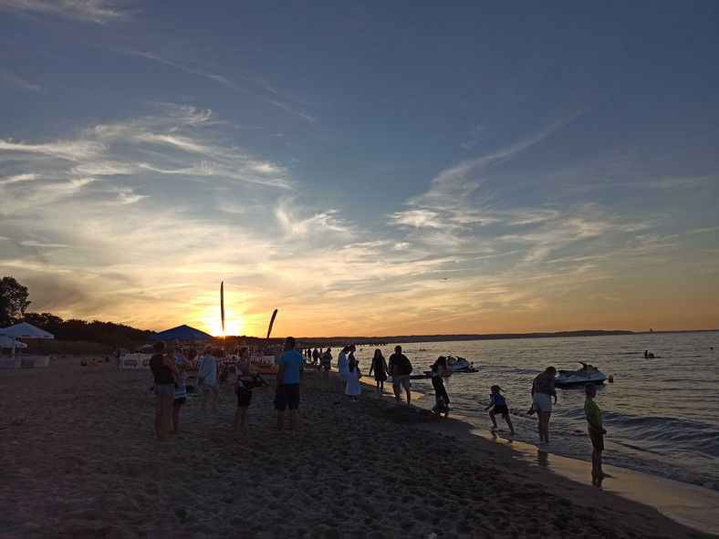 Zachód słońca na plaży Gdańsk-Brzeźno