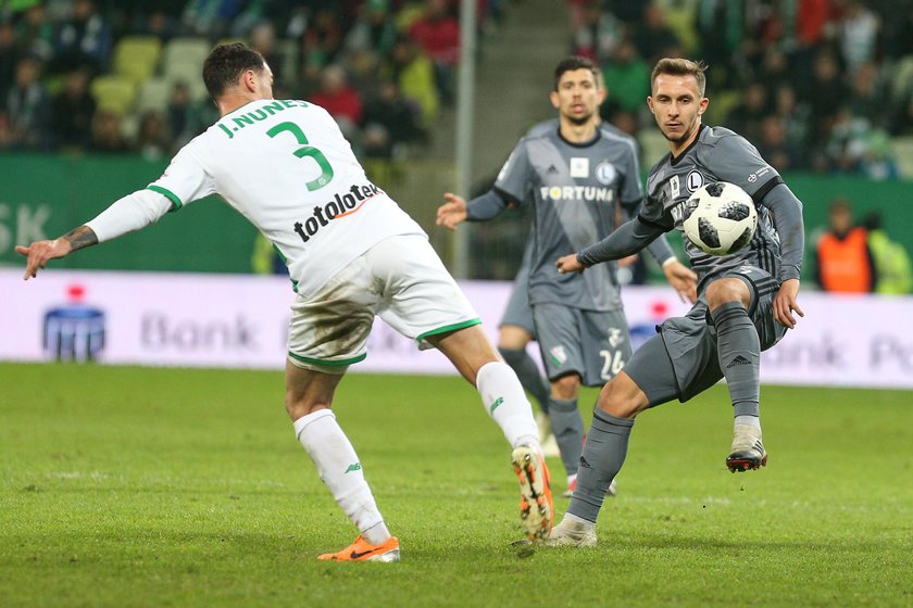 Pilka nozna. Ekstraklasa. Lechia Gdansk - Legia Warszawa. 09.12.2018