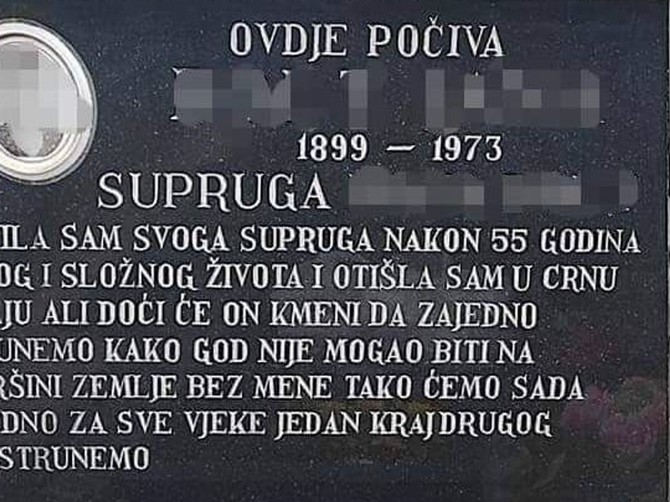 Pokojnica mužu ostavila poruku na spomeniku