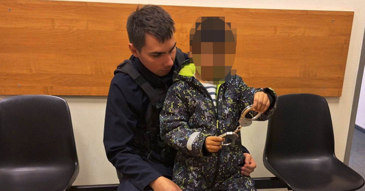 Samotny chłopiec w tramwaju. "Przeogromne emocje"