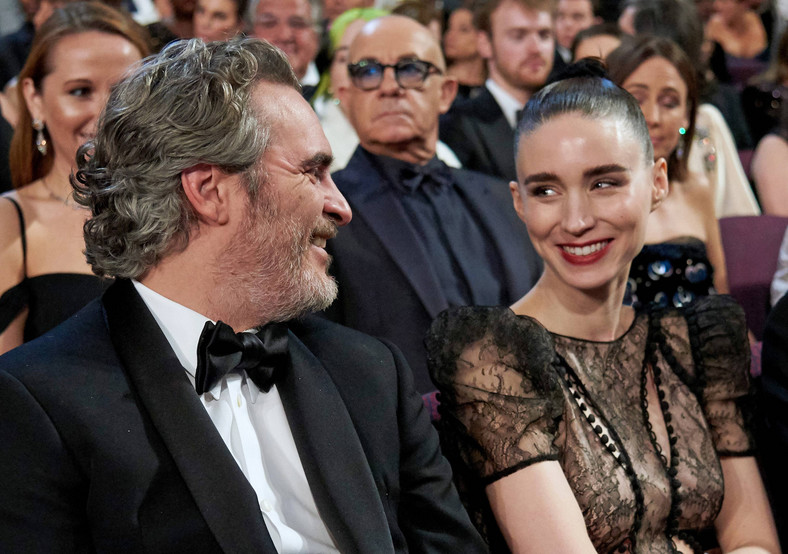 Joaquin Phoenix ojcem, Rooney Mara jest w ciąży?