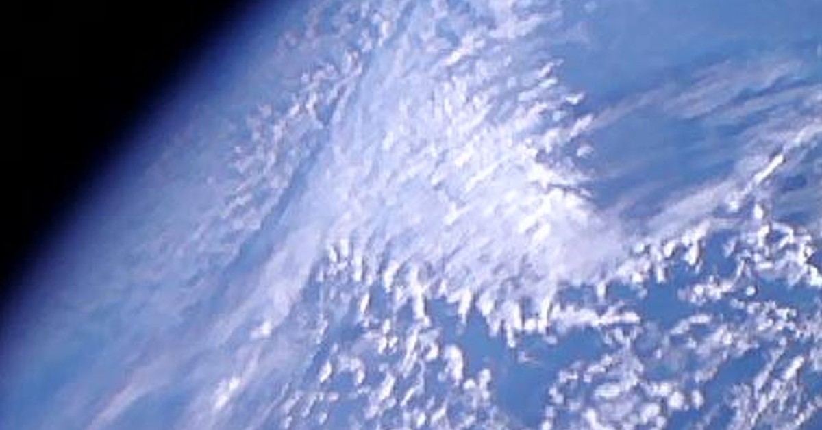 Nowa inwestycja BGK ma kosmiczny potencjał! Polski bank inwestuje w satelity ICEYE.