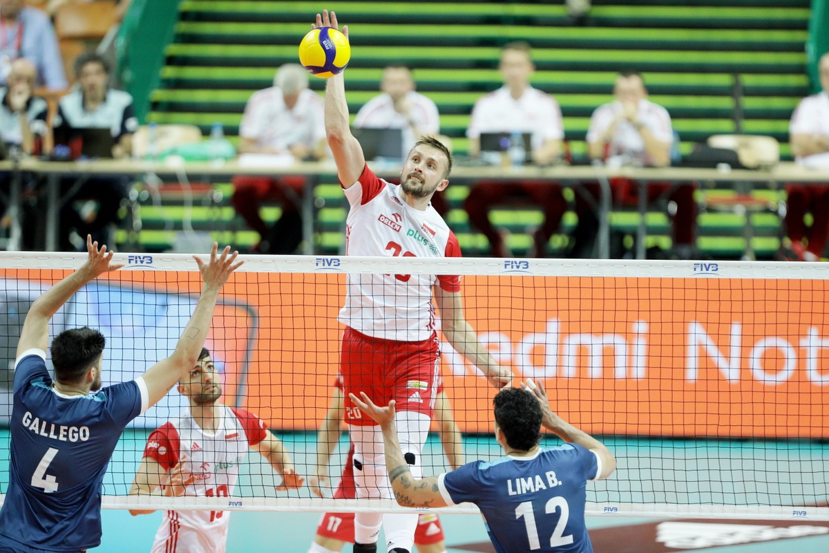 Marcin Janusz (2L) i Mateusz Bieniek (2P)