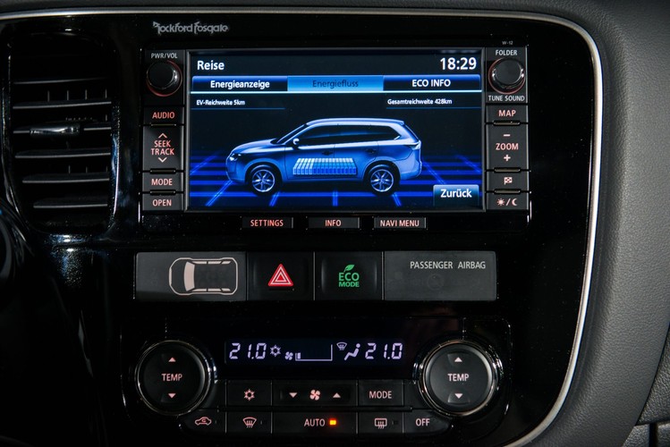 Mitsubishi outlander PHEV - spala 1,9 l/100 km?