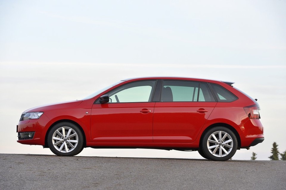 Skoda rapid liftback