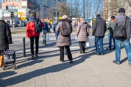 Polacy będą mogli dostawać emerytury w euro. Rząd szykuje nowe prawo