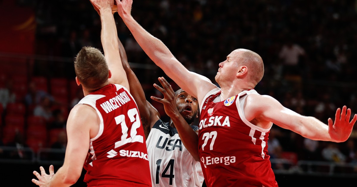 Koszykarze Podczas Pewnego Meczu Wykonali łącznie 37 Skutecznych Rzutów