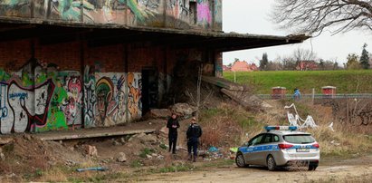 Koszmarny wypadek we Wrocławiu. Dwie osoby wpadły do szybu windy [ZDJĘCIA]