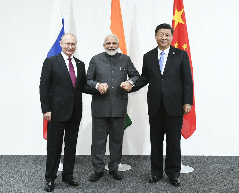 Narendra Modi, Xi Jinping i Władimir Putin podczas szczytu G20 w Osace, Japonia, 28 czerwca 2019 r.