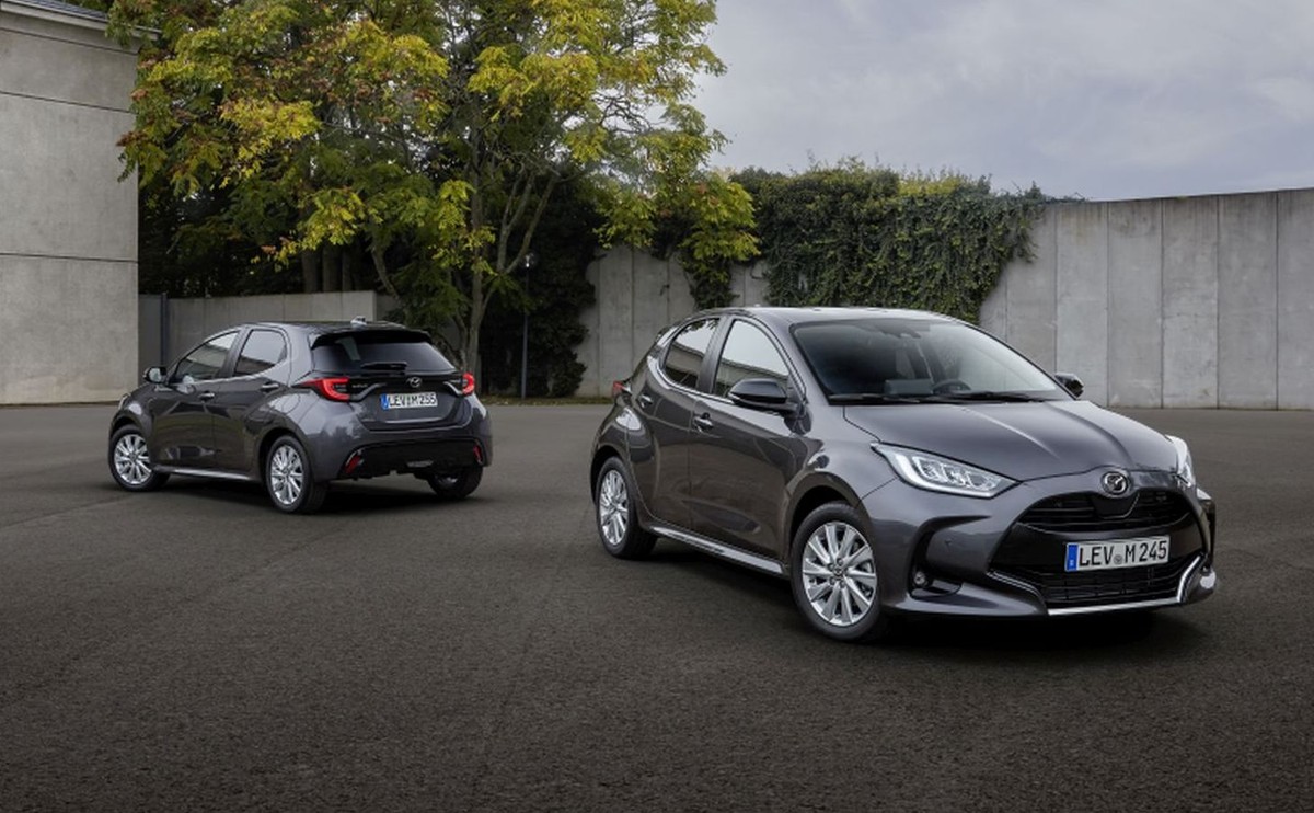 Mazda 2 nowej generacji została hybrydą
