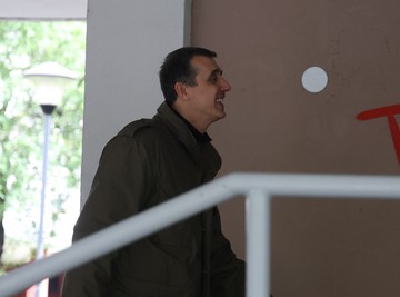 RAZVUKAO OSMEH OD UHA DO UHA: Prva izjava Marka Bulata nakon privođenja, pevač otkrio kakvo je stanje u kući