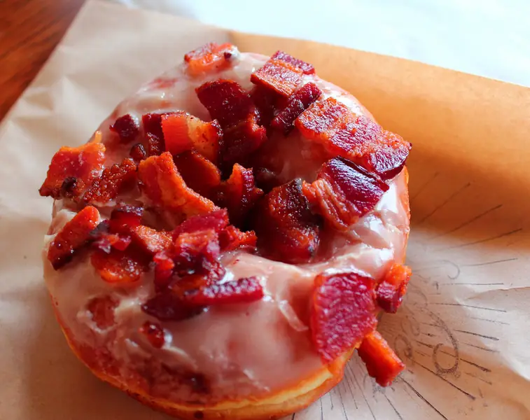 maple bacon donut