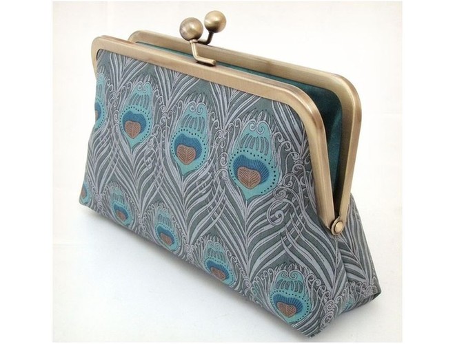 Kwiatowe kopertówki od Red Ruby Rose