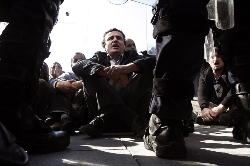 Skandal-majstor nepoželjan u vlasti: Aljbin Kurti