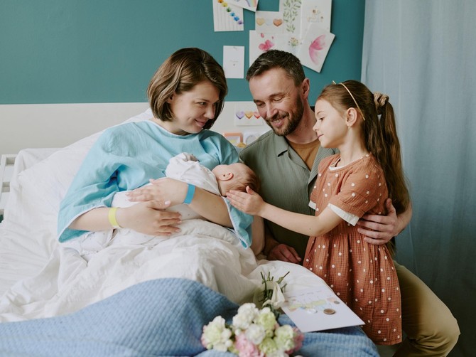 Vantelesna oplodnja: Priče sa Ana.rs koje inspirišu i pružaju nadu mnogim parovima
