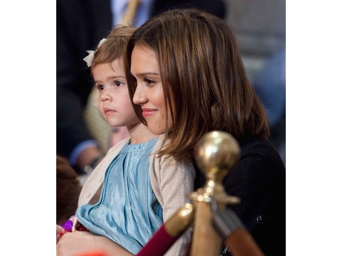 Jessica Alba wraz ze śliczną córeczką Honor Alba