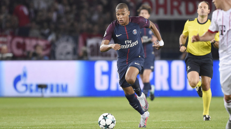 A hétszeres válogatott francia Kylian Mbappé az Aranylabda-szavazáson a legfiatalabb jelölt /Fotó: AFP