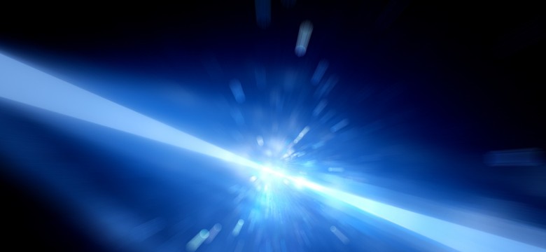 Rewolucja w LED-ach: naukowcy zasilili to, co nie przewodzi prądu