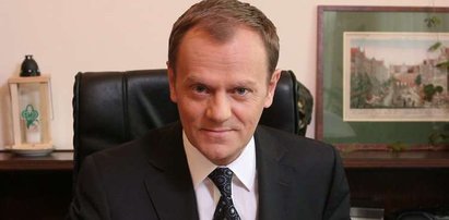 Tusk cieszy się, że zamykają stadiony