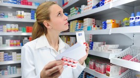 Bezpłatne leki dla seniorów i osób z niepełnosprawnościami w 2026 r. Co się zmieni w przepisach?