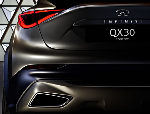 Infiniti QX30 Concept, czyli nowy problem... Mercedesa. Pierwsze zdjecie