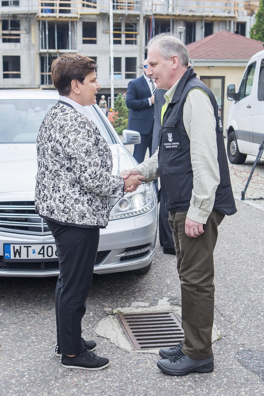 Premier Szydło po nawałnicach. Na to pytanie nie chciała odpowiedzieć