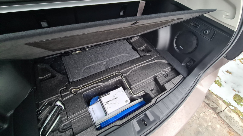 Subaru Forester 2.0i-L e-BOXER