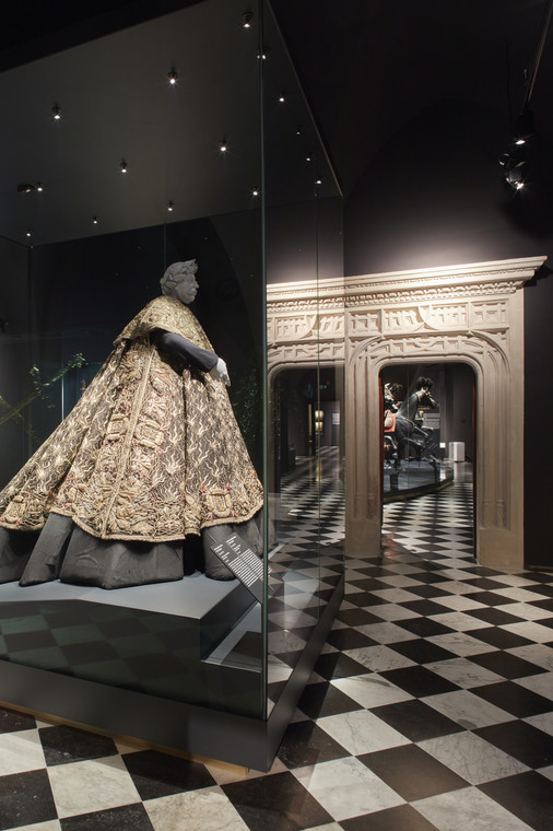 Expoziţie "Dulap nou pentru coroană" La Castelul Regal Wawel 