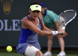 Indian Wells: Radwańska miała nóż na gardle, ale odwróciła losy meczu i pokonała piękną Słowaczkę