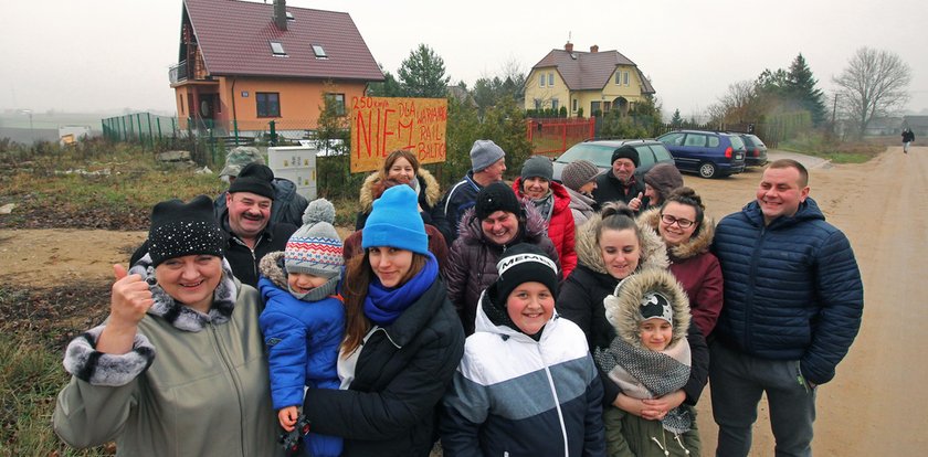 Sukces Faktu! Pociągi nie rozjadą ludziom domów