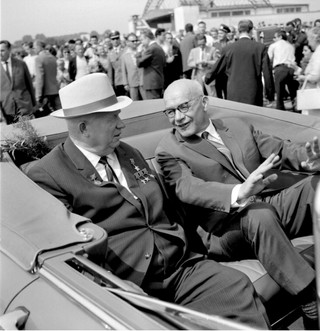 Władysław Gomułka: Pięć twarzy komunisty obsesyjnego