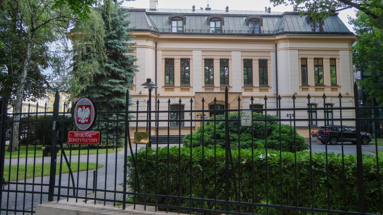 Obsadzenie wakatów w Trybunale Konstytucyjnym. Jest zgoda ministra Żurka i Szymona Hołowni