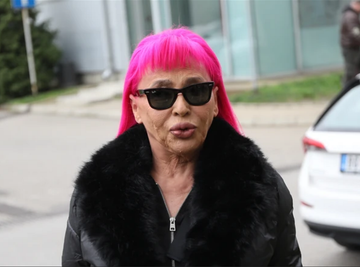 KAKVA BAKA, TAKVA UNUKA! I mala mezimica Zorice Brunclik ima roze kosu! (Foto) 