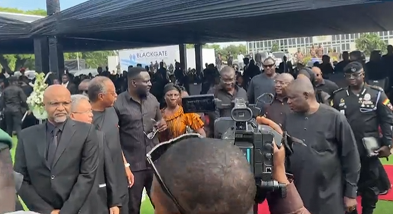 Video of Mahama and Bawumia coming face-to-face at Theresa Kufuor’s funeral is a must-watch