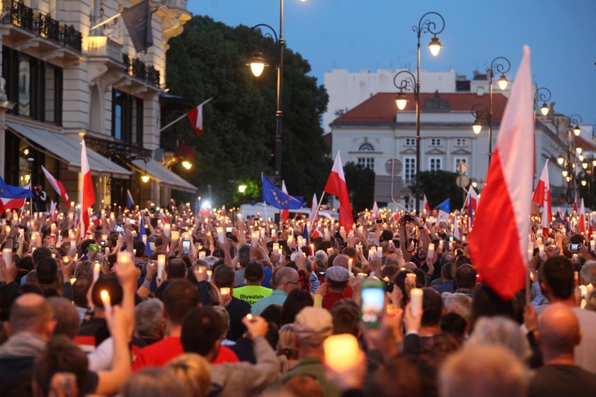 Protest przed Pałacem Prezydenckim