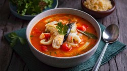 Pyszny obiad na piątek. Podajemy przepis, Ty gotujesz. Zupa rybna po szczecińsku