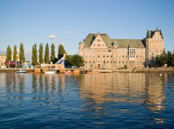 Miliardy w wodę. Miasta stawiają na porty