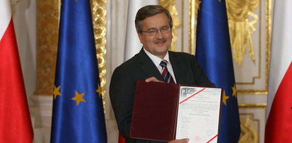 Komorowski dostał uchwałę i rezygnuje z ...