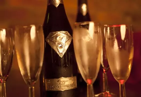 Nie uwierzysz, ile kosztuje najdroższy szampan na świecie. Można by za niego żyć jak król!