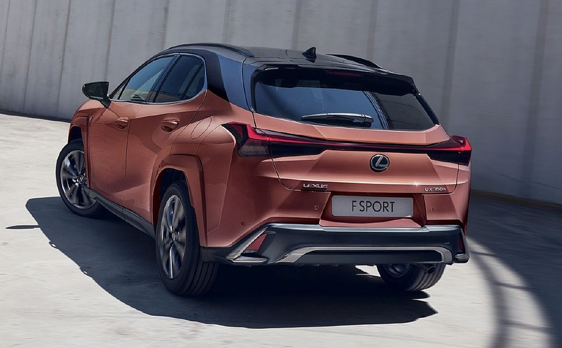 Nowy Lexus UX 300h