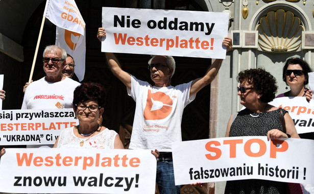 Manifestacja przeciwko odebraniu miastu terenów na Westerplatte. "To nie skansen, to historia"