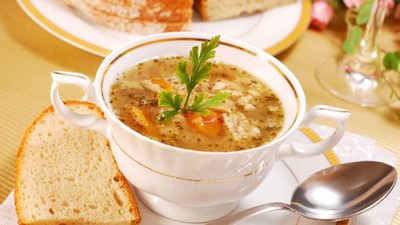 traditional tripe soup (flaki)