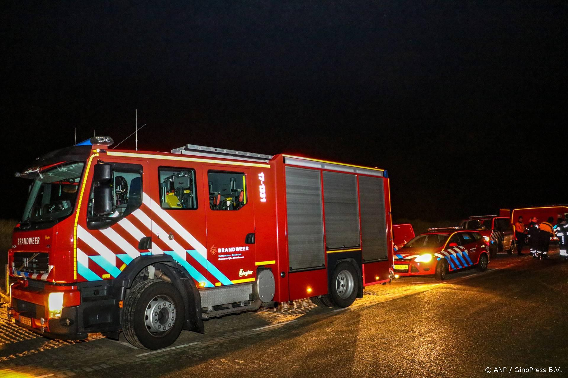 Brand in een schip bij Terneuzen - Brandweer zet een speciaal blussysteem in