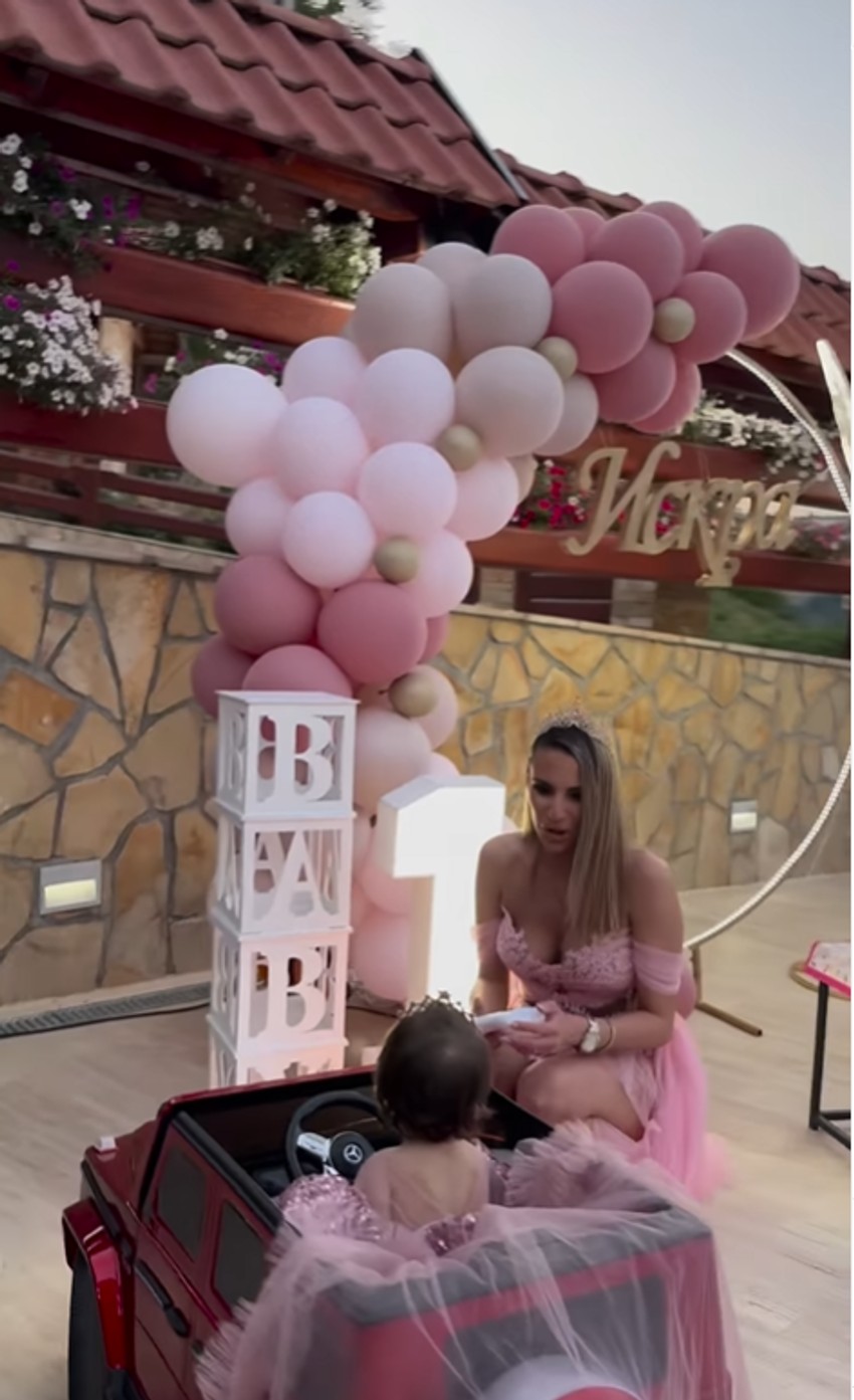 Sofija Una Manić proslavila ćerki rođendan