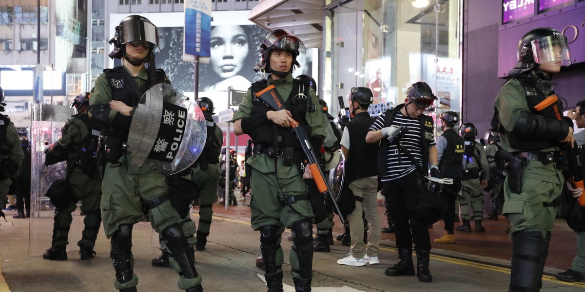 Policja użyła gazu łzawiącego wobec demonstrantów w Hongkongu