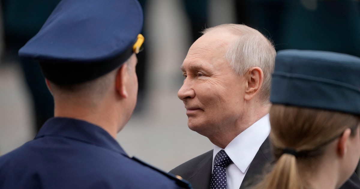 Wybitny rosyjski pisarz: Putin wykorzystuje rakiety, które czekały na wybuch III wojny światowej