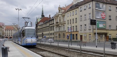 Zniknie przystanek obok przejścia Świdnickiego